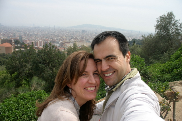 us with barcelona behind, apr2010